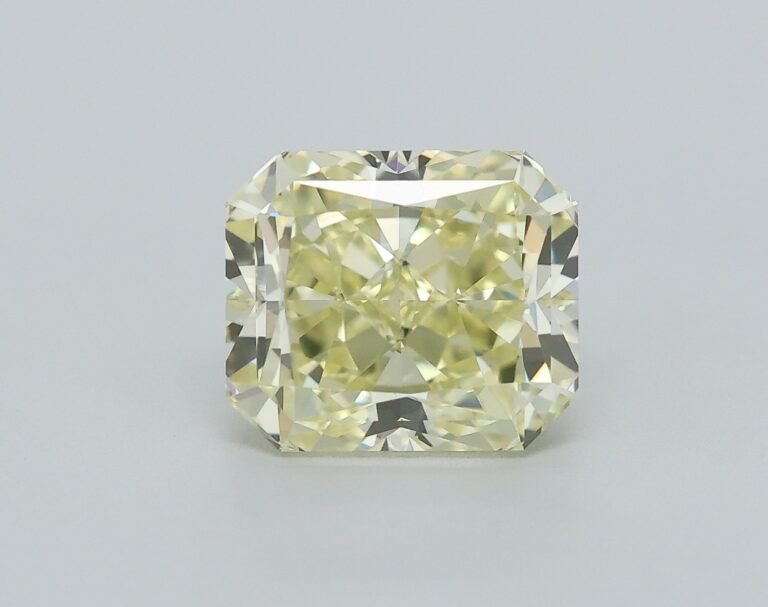 0.81 carat, Colour – Y2  Fancy Light Yellow, Clarity – VVS1, Shape – Rectangular Radiant,  BDM