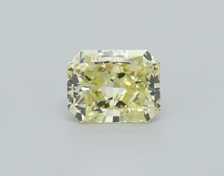 0.53 carat, Colour – Y3  Fancy Yellow, Clarity – VVS1, Shape – Rectangular Radiant,  BDM