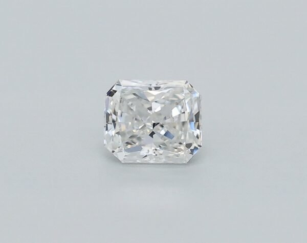 0.15 carat, Colour - F, Clarity - IF, Shape - Rectangular Radiant,  BDM