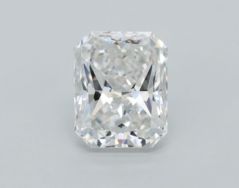 0.55 carat, Colour – F, Clarity – VS1, Shape – Rectangular Radiant,  BDM