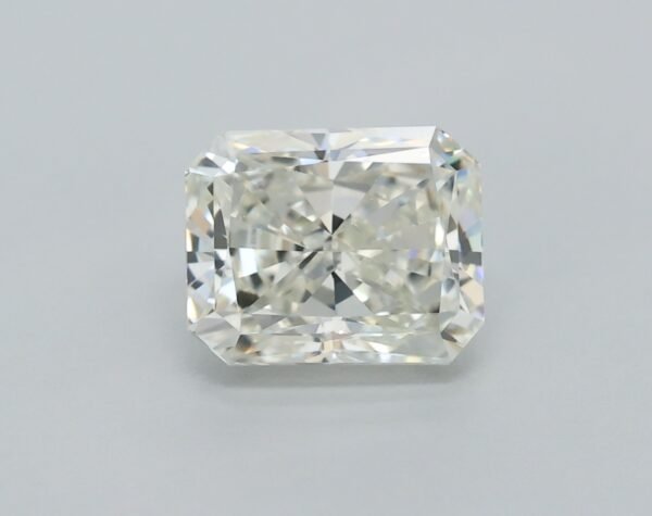 0.65 carat, Colour - J, Clarity - VVS1, Shape - Rectangular Radiant,  BDM