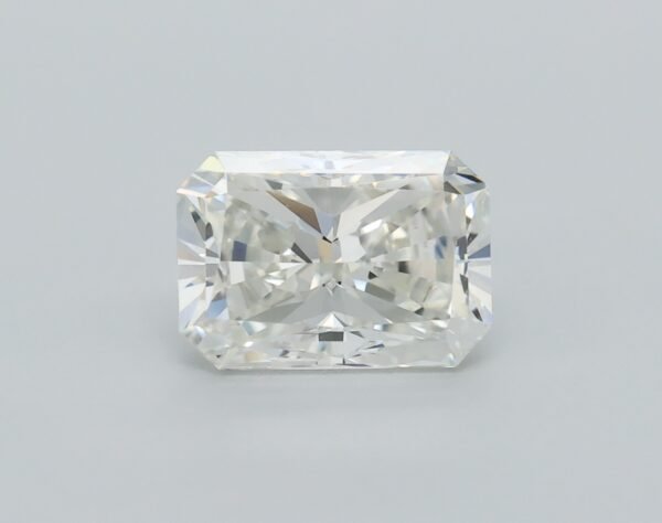 0.85 carat, Colour - J, Clarity - VVS1, Shape - Rectangular Radiant,  BDM