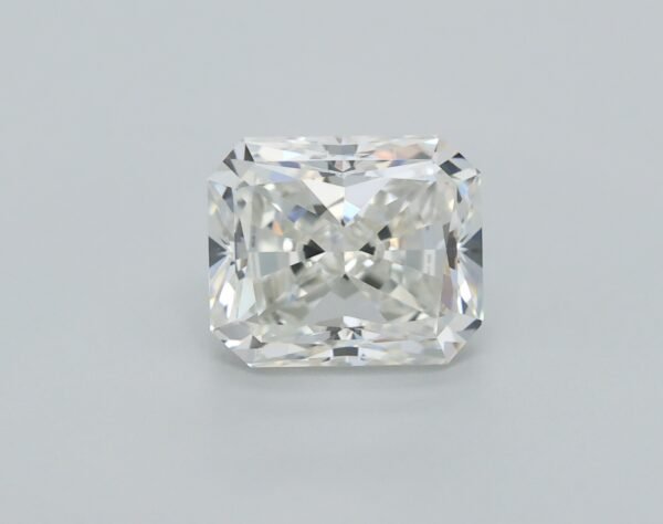 0.82 carat, Colour - I, Clarity - VVS1, Shape - Rectangular Radiant,  BDM