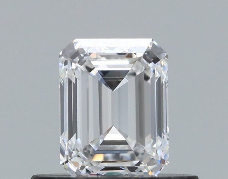 0.50 carat, Colour – D, Clarity – IF, Shape – Rectangular Emerald ,  BDM