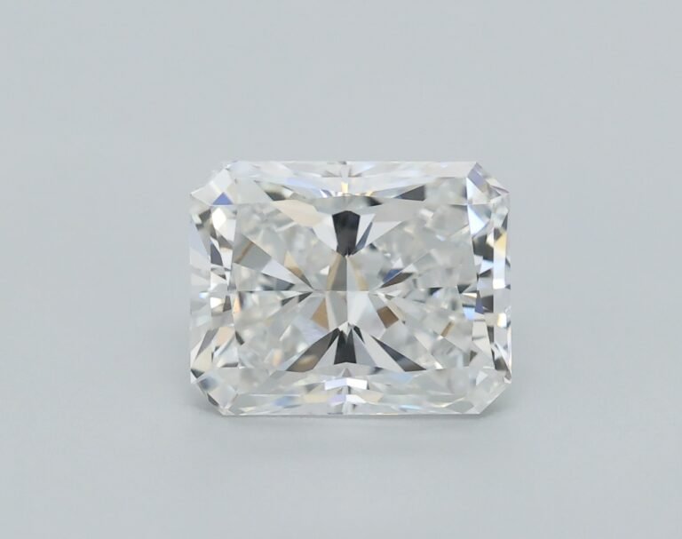 0.75 carat, Colour – F, Clarity – VS1, Shape – Rectangular Radiant,  BDM