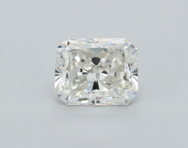 0.67 carat, Colour - I, Clarity - VVS1, Shape - Rectangular Radiant,  BDM