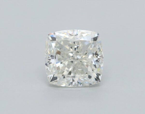 0.70 carat, Colour - I, Clarity - VVS1, Shape - Modified Cushion,  BDM