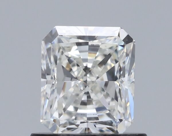 0.81 carat, Colour - H, Clarity - VVS2, Shape - Rectangular Radiant,  BDM