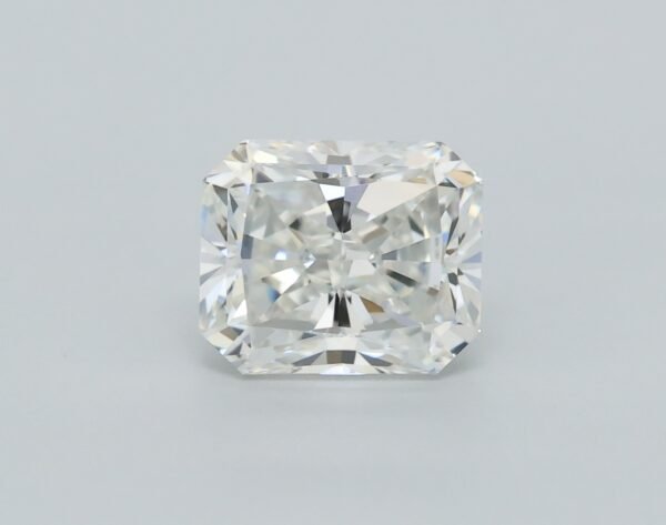 0.71 carat, Colour - H, Clarity - VVS2, Shape - Rectangular Radiant,  BDM