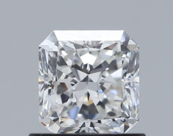 0.89 carat, Colour - H, Clarity - VS1, Shape - Rectangular Radiant,  BDM