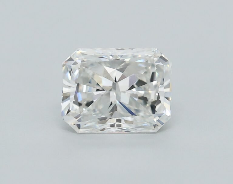 0.62 carat, Colour – F, Clarity – VVS1, Shape – Rectangular Radiant,  BDM