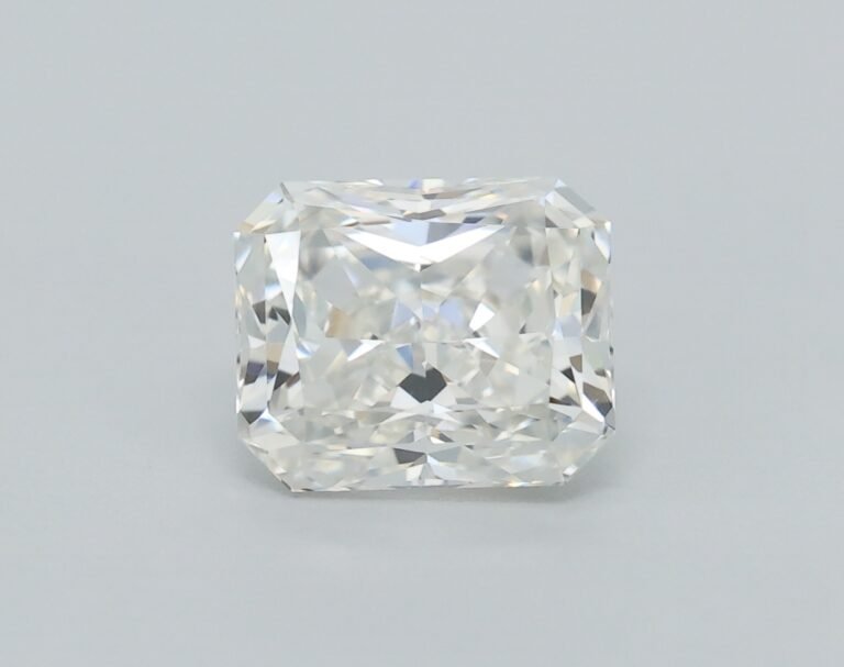 0.63 carat, Colour – H, Clarity – VVS1, Shape – Rectangular Radiant,  BDM