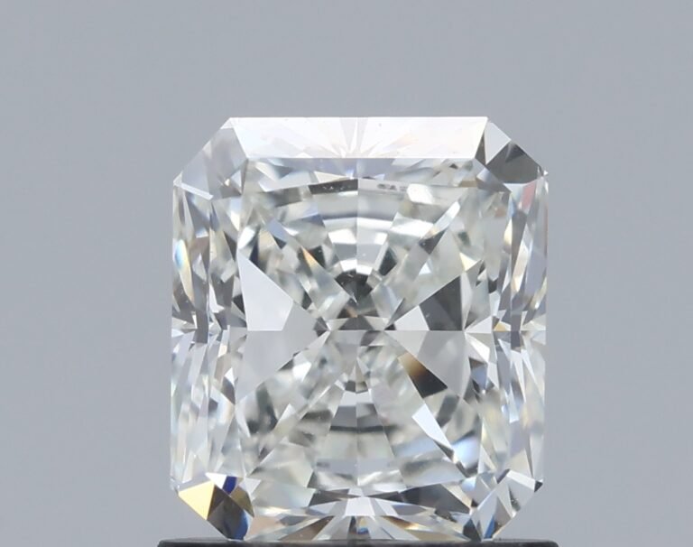 1.20 carat, Colour – I, Clarity – VVS2, Shape – Rectangular Radiant,  BDM