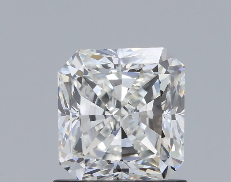 1.16 carat, Colour – I, Clarity – VVS2, Shape – Rectangular Radiant,  BDM