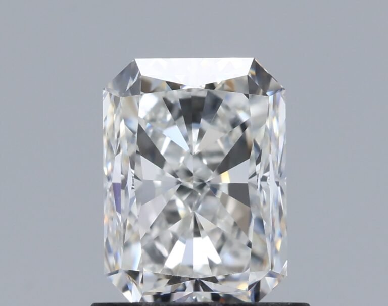 1.14 carat, Colour – G, Clarity – VS2, Shape – Rectangular Radiant,  BDM