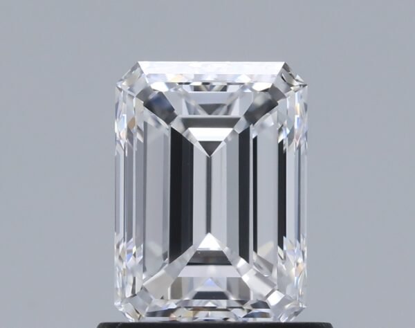 1.06 carat, Colour - D, Clarity - SI1, Shape - Rectangular Emerald,  BDM
