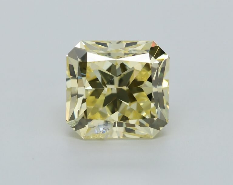 2.37 carat, Colour – Y5  Fancy Intense Yellow, Clarity – P1, Shape – Rectangular Radiant,  BDM