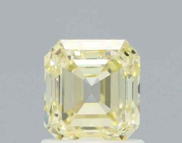 1.25 carat, Colour - Y4  Fancy Yellow, Clarity - VVS1, Shape - Emerald,  BDM