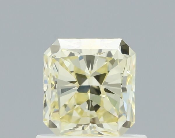 0.89 carat, Colour - Y2  Fancy Light Yellow, Clarity - VS2, Shape - Radiant,  BDM