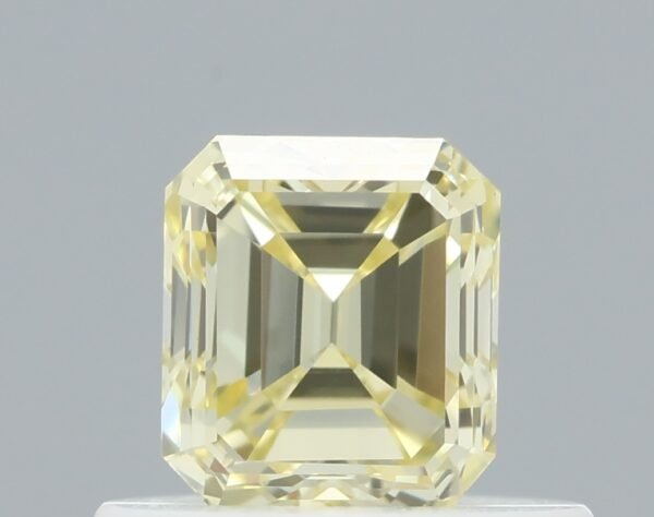0.52 carat, Colour - Y2  Fancy Light Yellow, Clarity - VVS2, Shape - Emerald,  BDM