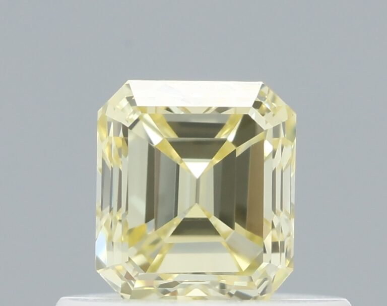 0.52 carat, Colour – Y2  Fancy Light Yellow, Clarity – VVS2, Shape – Emerald,  BDM