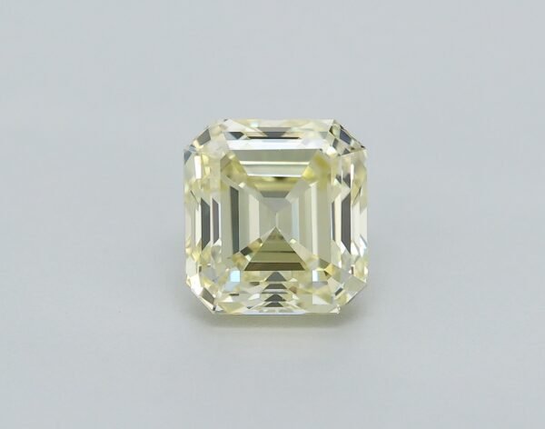 0.55 carat, Colour - Y1  Fancy Light Yellow, Clarity - VVS1, Shape - Rectangular Emerald,  BDM
