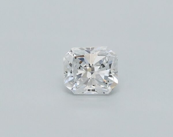 0.16 carat, Colour - E, Clarity - VVS1, Shape - Rectangular Radiant,  BDM
