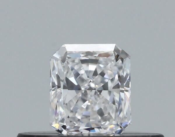 0.23 carat, Colour - E, Clarity - VS2, Shape - Radiant,  BDM