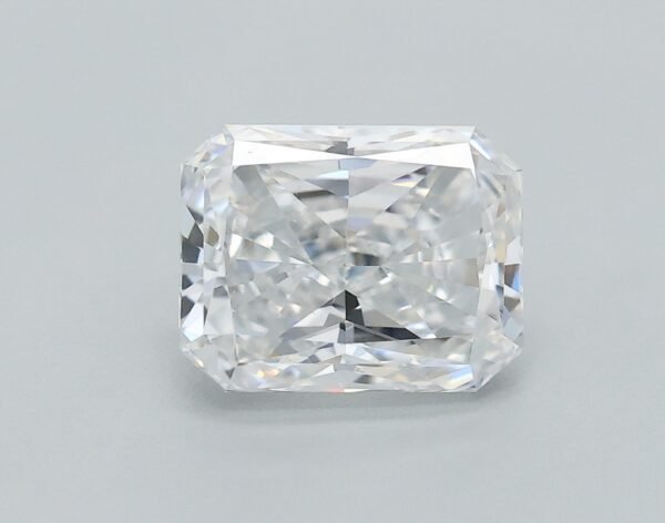 0.48 carat, Colour - E, Clarity - VVS2, Shape - Rectangular Radiant,  BDM