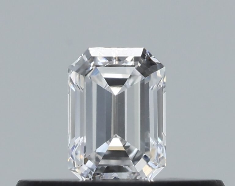 0.19 carat, Colour – D, Clarity – VVS1, Shape – Emerald,  BDM