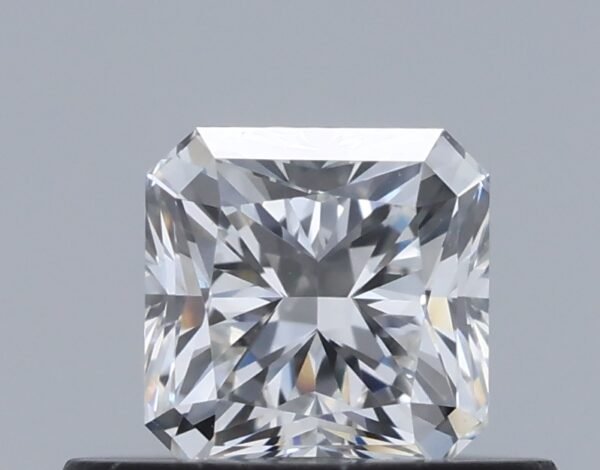 0.44 carat, Colour - G, Clarity - VVS1, Shape - Square Radiant,  BDM
