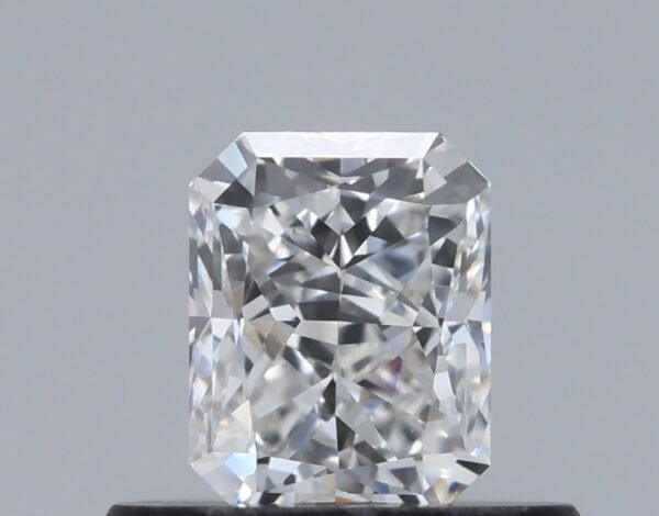 0.49 carat, Colour - G, Clarity - VVS1, Shape - Radiant,  BDM