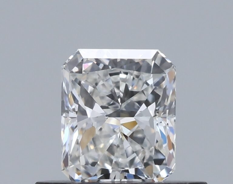 0.41 carat, Colour – G, Clarity – VVS1, Shape – Radiant,  BDM