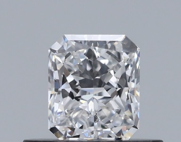0.42 carat, Colour – F, Clarity – VVS2, Shape – Radiant,  BDM