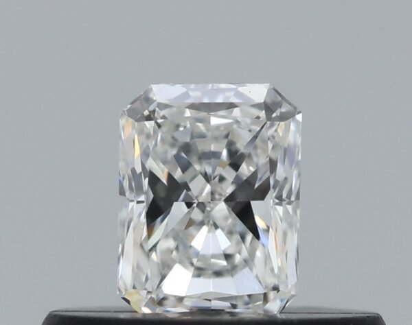 0.24 carat, Colour - G, Clarity - VS2, Shape - Radiant,  BDM