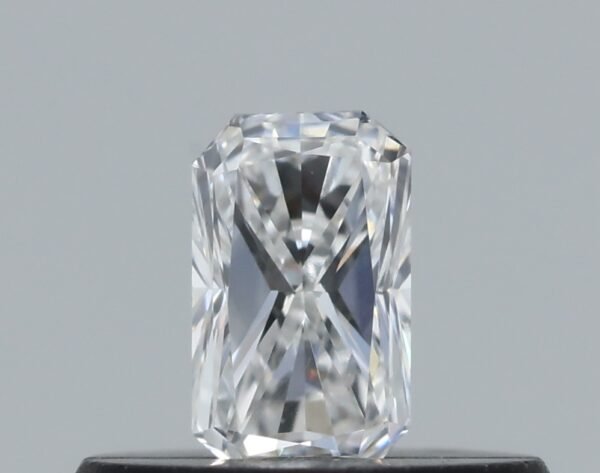 0.21 carat, Colour - F, Clarity - VVS1, Shape - Radiant,  BDM