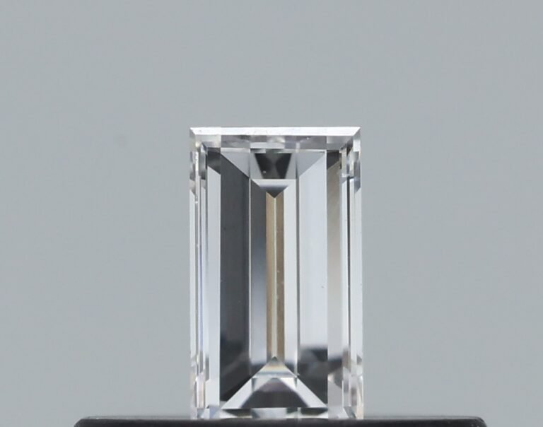 0.18 carat, Colour – F, Clarity – VS1, Shape – Baguette,  BDM