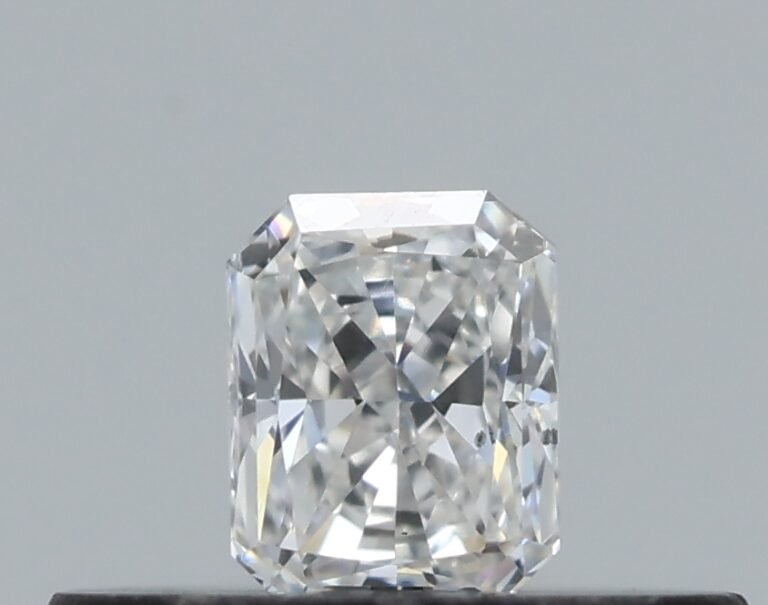 0.16 carat, Colour – F, Clarity – SI1, Shape – Radiant,  BDM