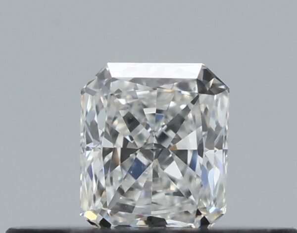 0.16 carat, Colour - F, Clarity - VVS2, Shape - Radiant,  BDM