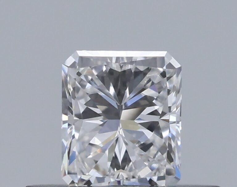 0.30 carat, Colour – E, Clarity – VVS2, Shape – Modified Radiant,  BDM