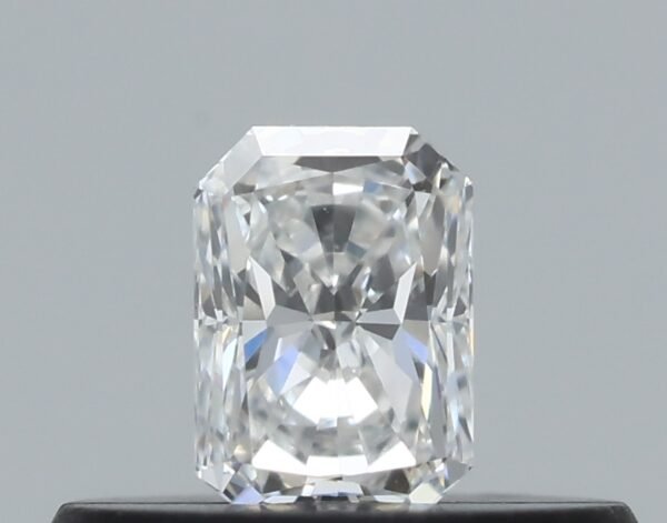 0.20 carat, Colour - F, Clarity - VVS1, Shape - Radiant,  BDM