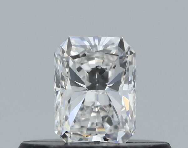 0.29 carat, Colour - F, Clarity - VS2, Shape - Radiant,  BDM