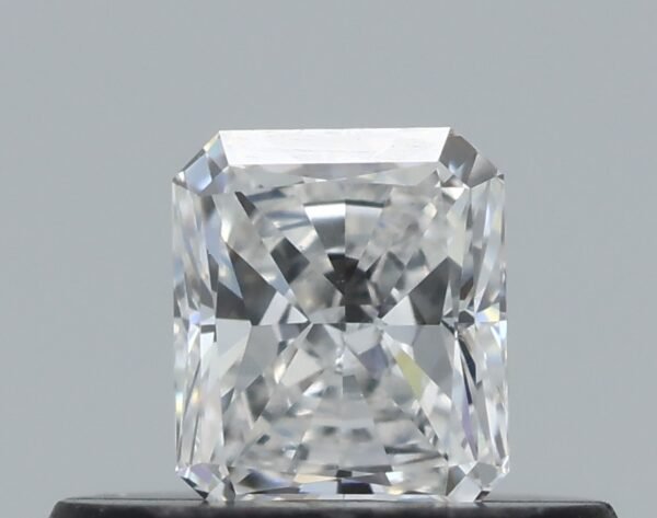 0.27 carat, Colour - F, Clarity - VVS1, Shape - Radiant,  BDM
