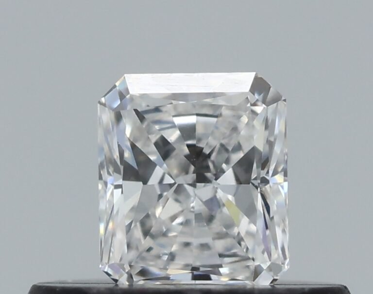 0.27 carat, Colour – F, Clarity – VVS1, Shape – Radiant,  BDM
