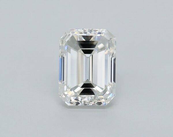 0.73 carat, Colour - G, Clarity - VVS1, Shape - Rectangular Emerald,  BDM
