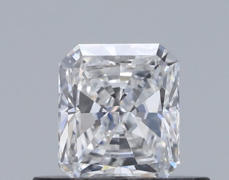 0.42 carat, Colour – E, Clarity – VS2, Shape – Radiant,  BDM