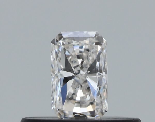 0.25 carat, Colour - G, Clarity - VS2, Shape - Radiant,  BDM
