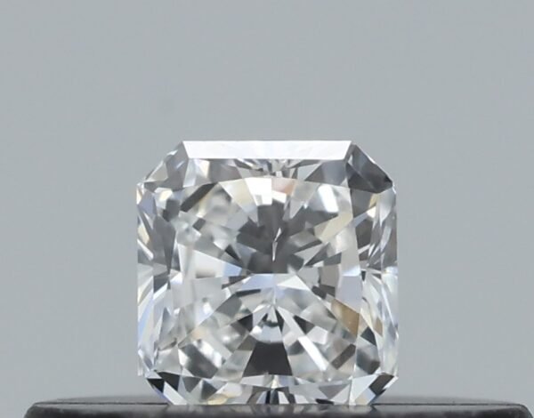 0.17 carat, Colour - F, Clarity - VVS1, Shape - Radiant,  BDM