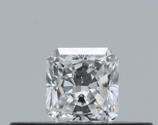 0.16 carat, Colour - F, Clarity - VVS1, Shape - Radiant,  BDM