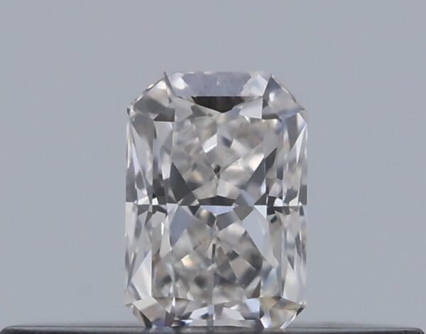 0.15 carat, Colour - I, Clarity - VVS1, Shape - Radiant,  BDM